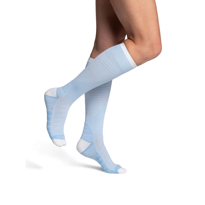 Sigvaris Motion Flow Tech Knee High 20-30 mmHg - Image 9