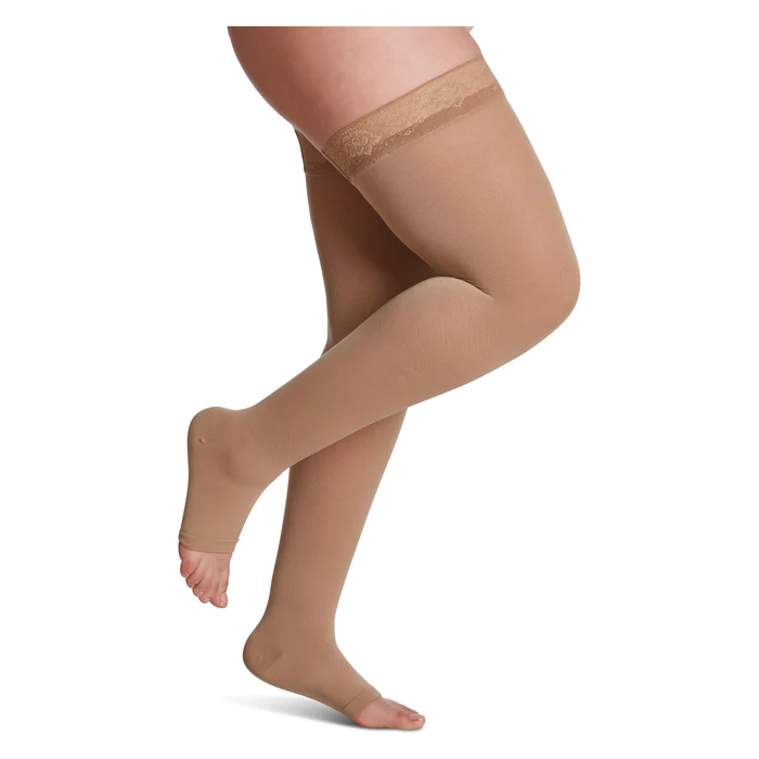 Sigvaris Soft Opaque Women's Thigh High 15-20 mmHg - Open Toe - Image 3